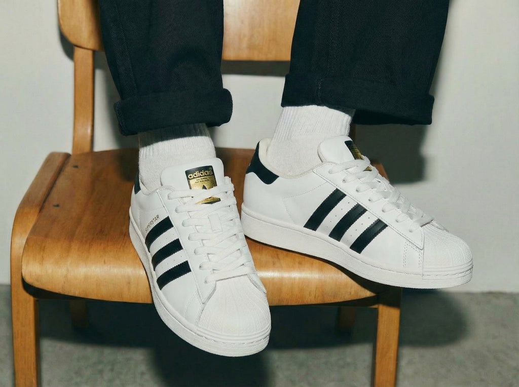 Adidas super star white & black