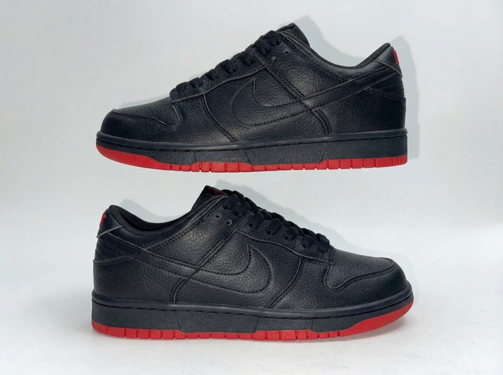 Nike SB Black Red